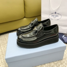 Prada Business Shoes